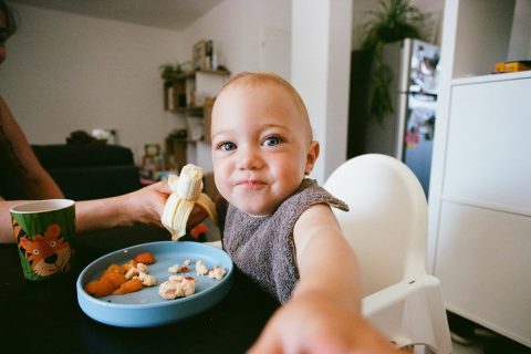 Portionsgrößen in der Beikost: Wie viel isst mein Baby?